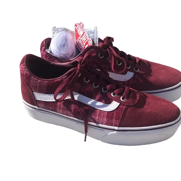 VANS WARD  NWOB BURGUNDY MAROON AND WHITE PLAID SUEDE SNEAKERS - Picture 3 of 7